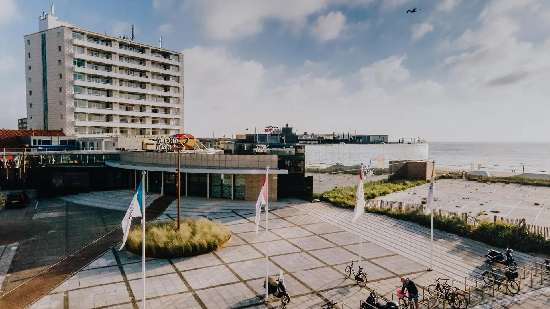 La Casa De Verano 1 With Private Parking Zandvoort